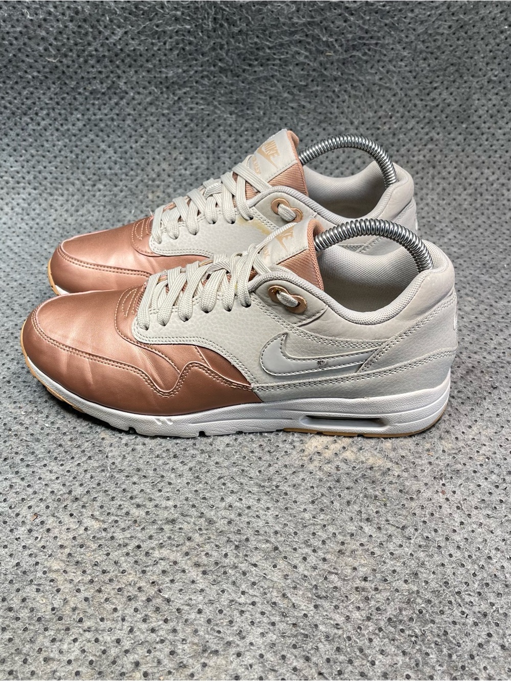 Nike Air Max 1 Ultra SE Metallic Toe Shoes Size 8 Womens